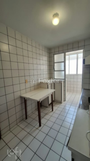 Image 3 - 987892