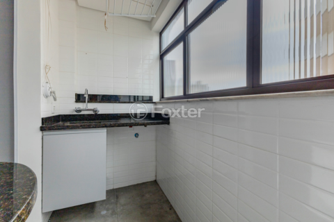 Image 31 - 988176