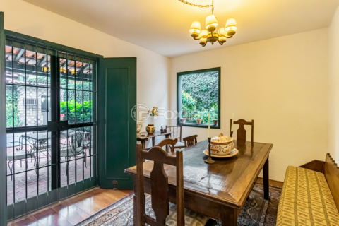 Image 31 - 988193