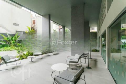 Image 23 - 988231
