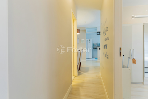 Image 7 - 988236