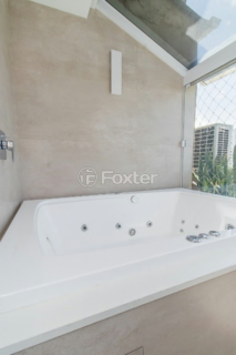 Image 36 - 988862