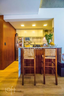 Image 0 - 988874