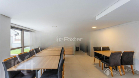 Image 21 - 988902