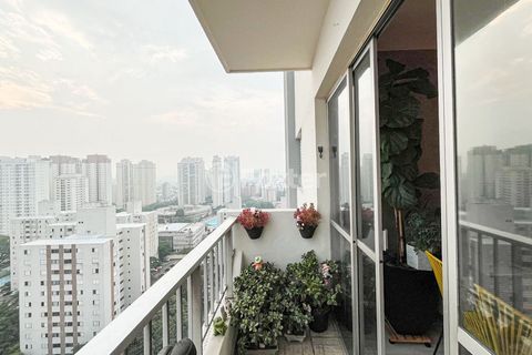 Image 52 - 988977