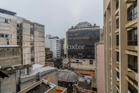 Image 39 - 989459