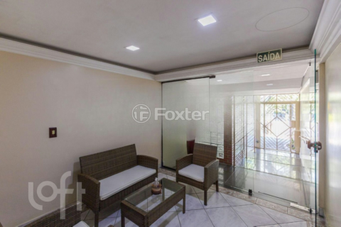 Image 31 - 989675