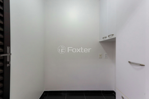 Image 39 - 989787