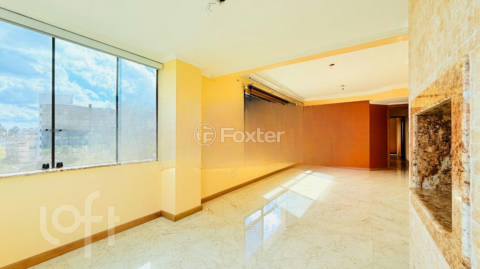 Image 32 - 990063