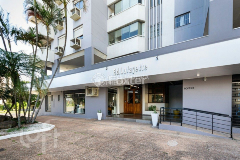 Image 31 - 990266