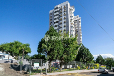 Image 34 - 990266