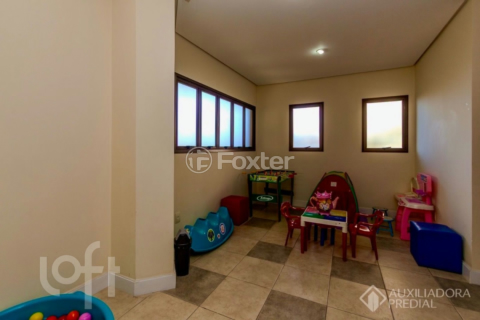 Image 36 - 990818