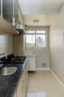 Image 21 - 990951