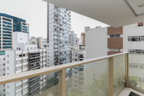 Image 19 - 990956