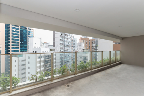 Image 7 - 990956