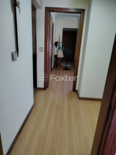Image 8 - 991179