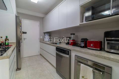Image 31 - 991303