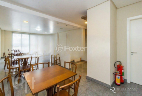 Image 32 - 991354