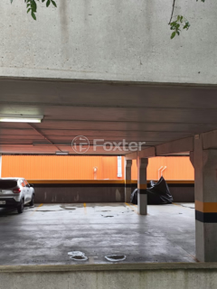 Image 10 - 991356