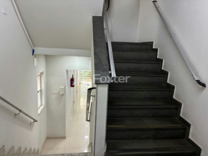 Image 37 - 991426