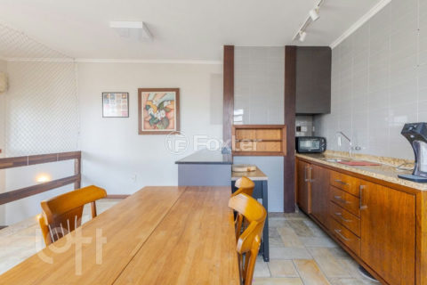 Image 35 - 991837
