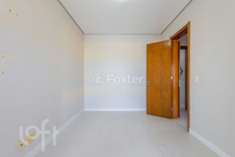 Image 33 - 991837