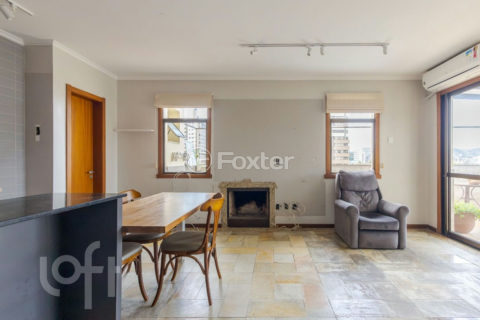 Image 21 - 991837