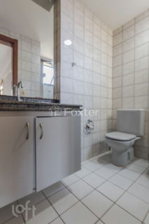 Image 32 - 991837