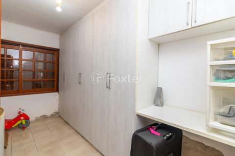 Image 37 - 991898