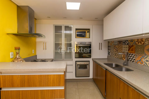 Image 35 - 991898