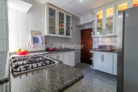 Image 31 - 991912