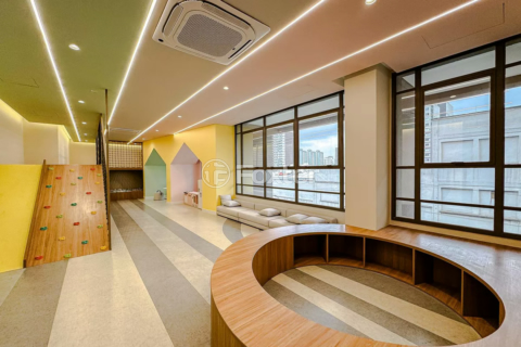 Image 44 - 991924