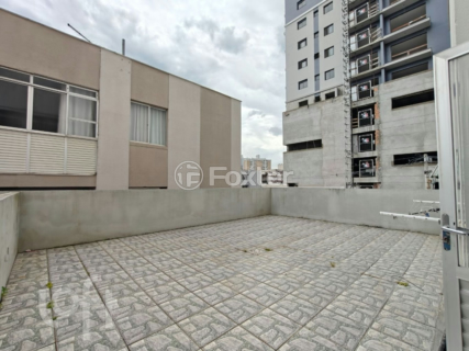 Image 9 - 991939