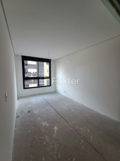 Image 7 - 991961