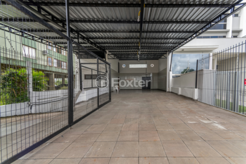 Image 3 - 992061