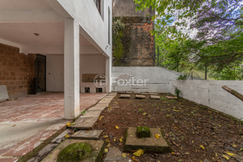 Image 42 - 992061