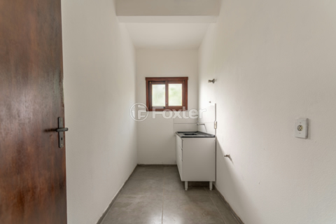 Image 30 - 992061