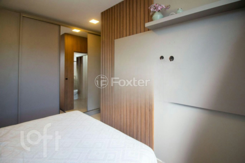 Image 31 - 992403