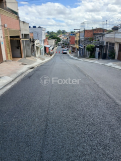Image 13 - 992572