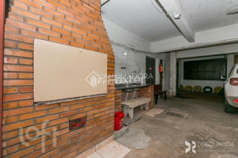 Image 23 - 992592