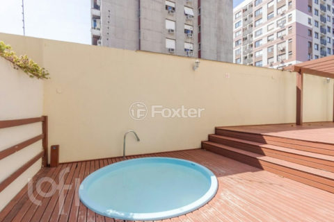 Image 30 - 992596