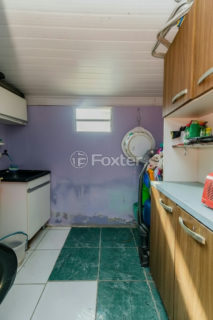 Image 35 - 992601
