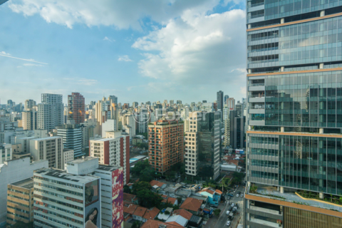 Image 4 - 992737