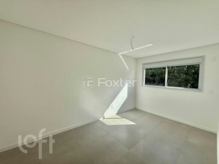 Image 3 - 992766