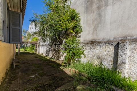 Image 61 - 992903