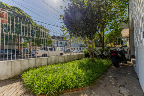 Image 71 - 992903