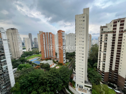Image 22 - 992926