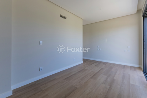 Image 34 - 992930