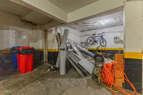 Image 33 - 992938