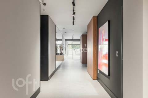 Image 35 - 992939